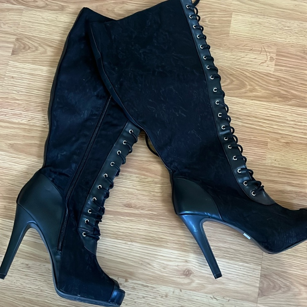 Torrid Wide Calf Knee High Open Toe Boot Size 9.5